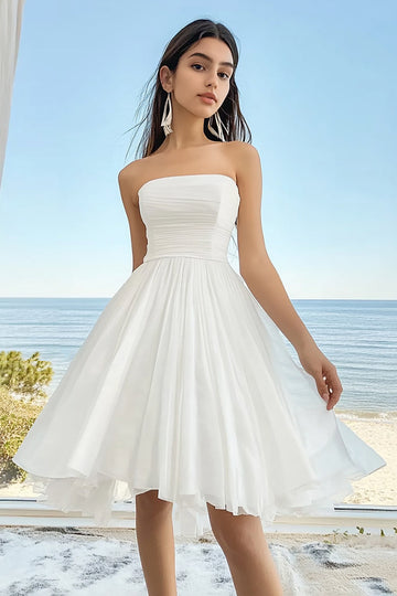 Robe courte trapèze blanche en mousseline de soie